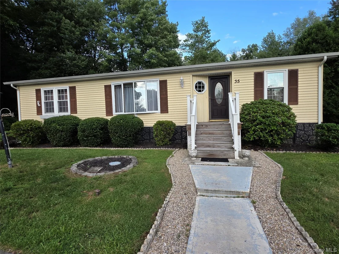 Photo of 35 Perry Road