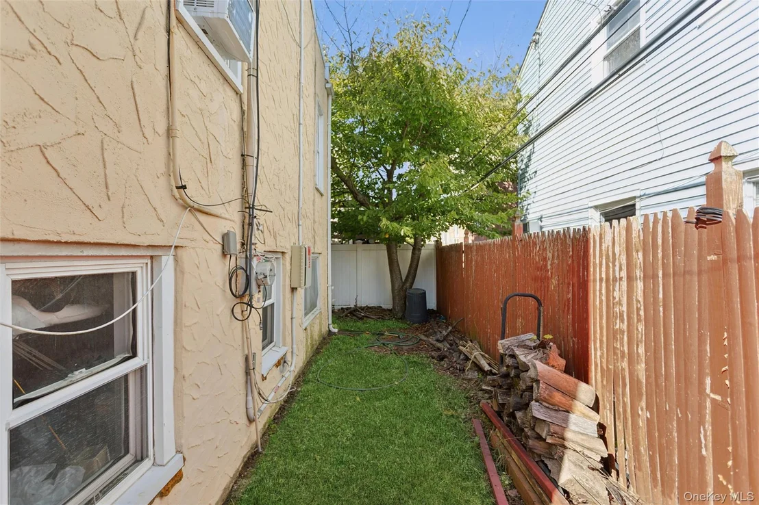 Photo of 124 Coolidge Avenue