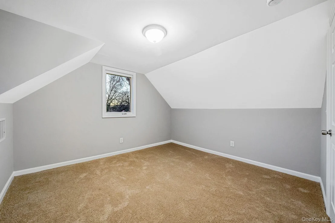 Photo of 34 Hilliard Avenue