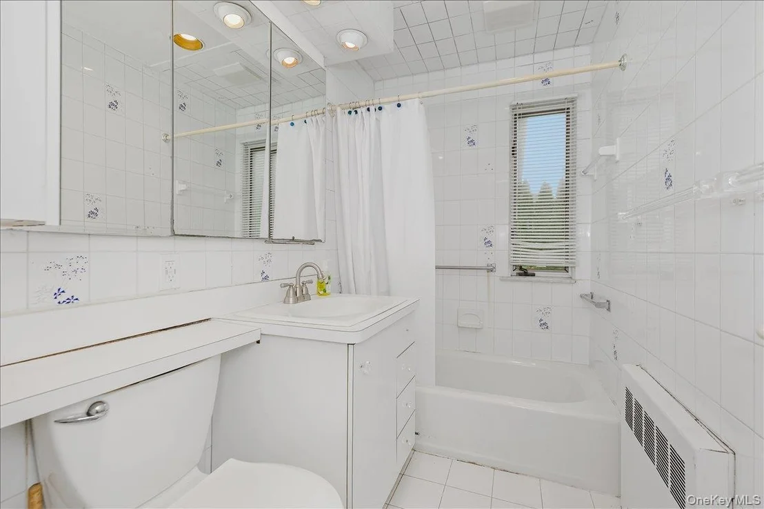 Photo of 74 Colgate Road