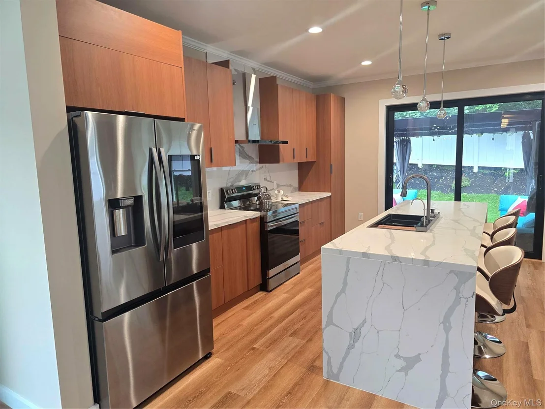 Photo of 105 Valley Road