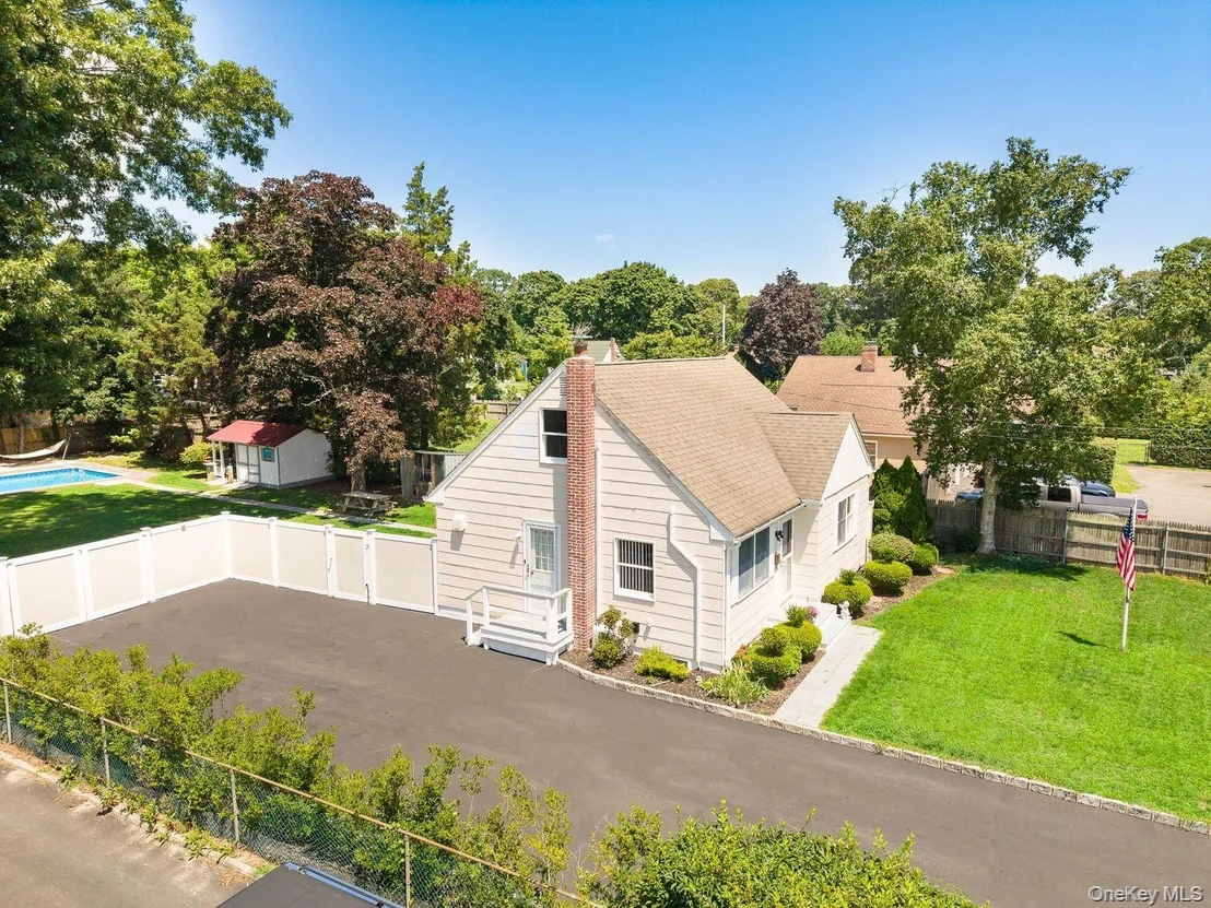 Photo of 60 Hubbard Avenue
