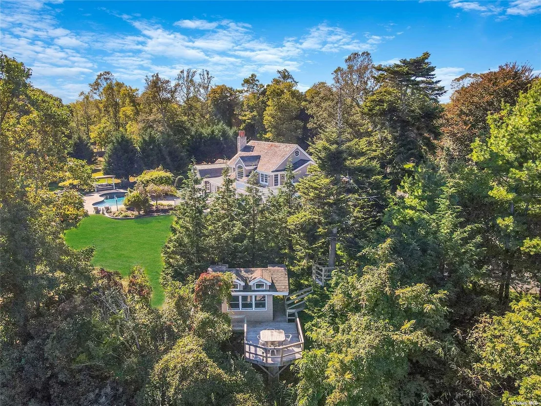 Photo of 300 Maple Street