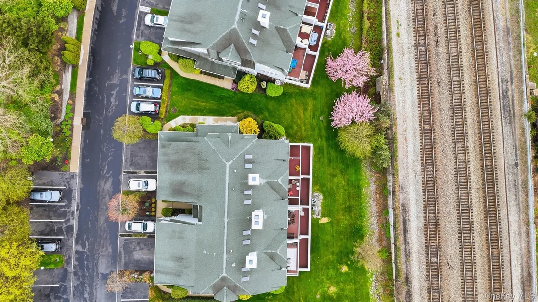 Photo of 136 Hudson Pointe Drive