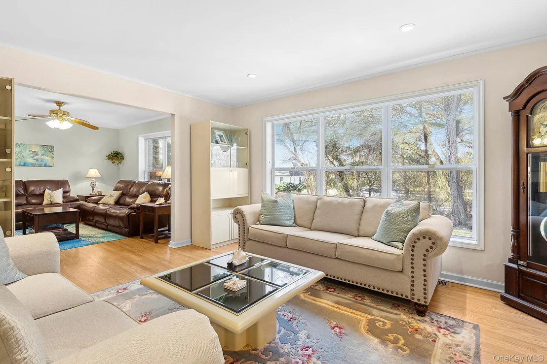 Photo of 17 Cove View Road