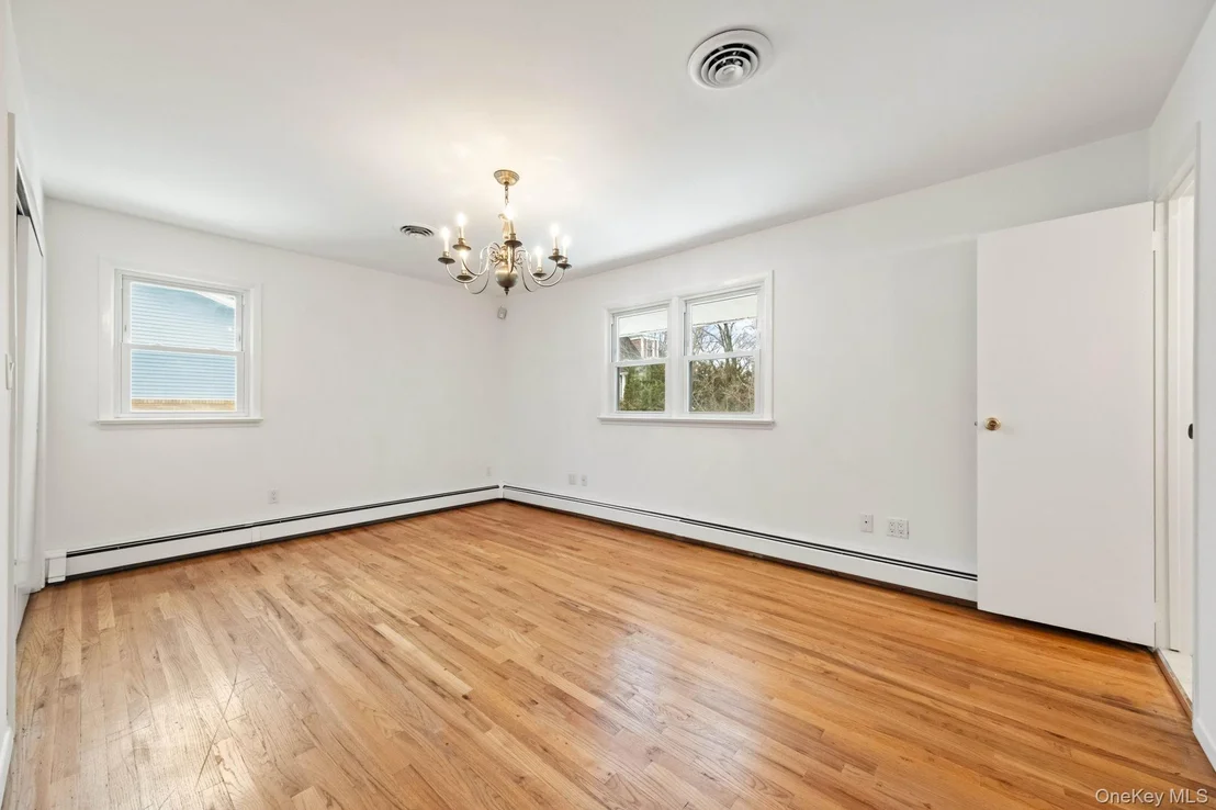 Photo of 32 Bramble Brook Road