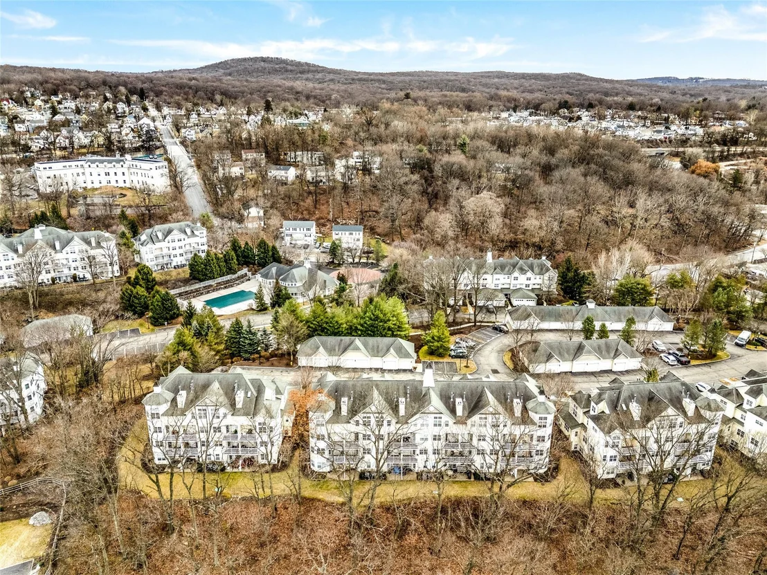 Photo of Unit 527 at 527 Viewpoint Terrace