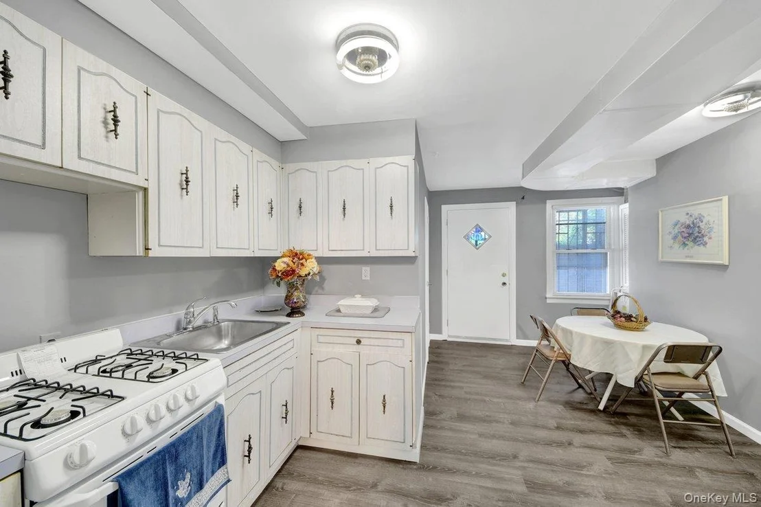 Photo of 561 Logan Avenue
