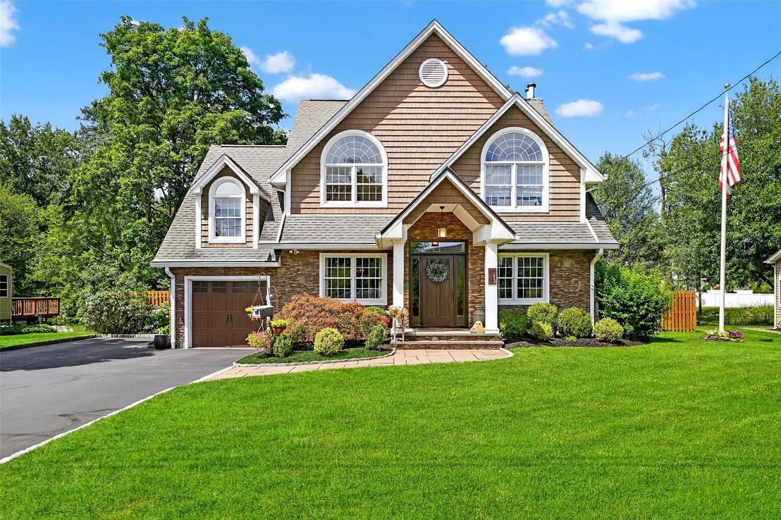 Photo of 13 Villa Drive