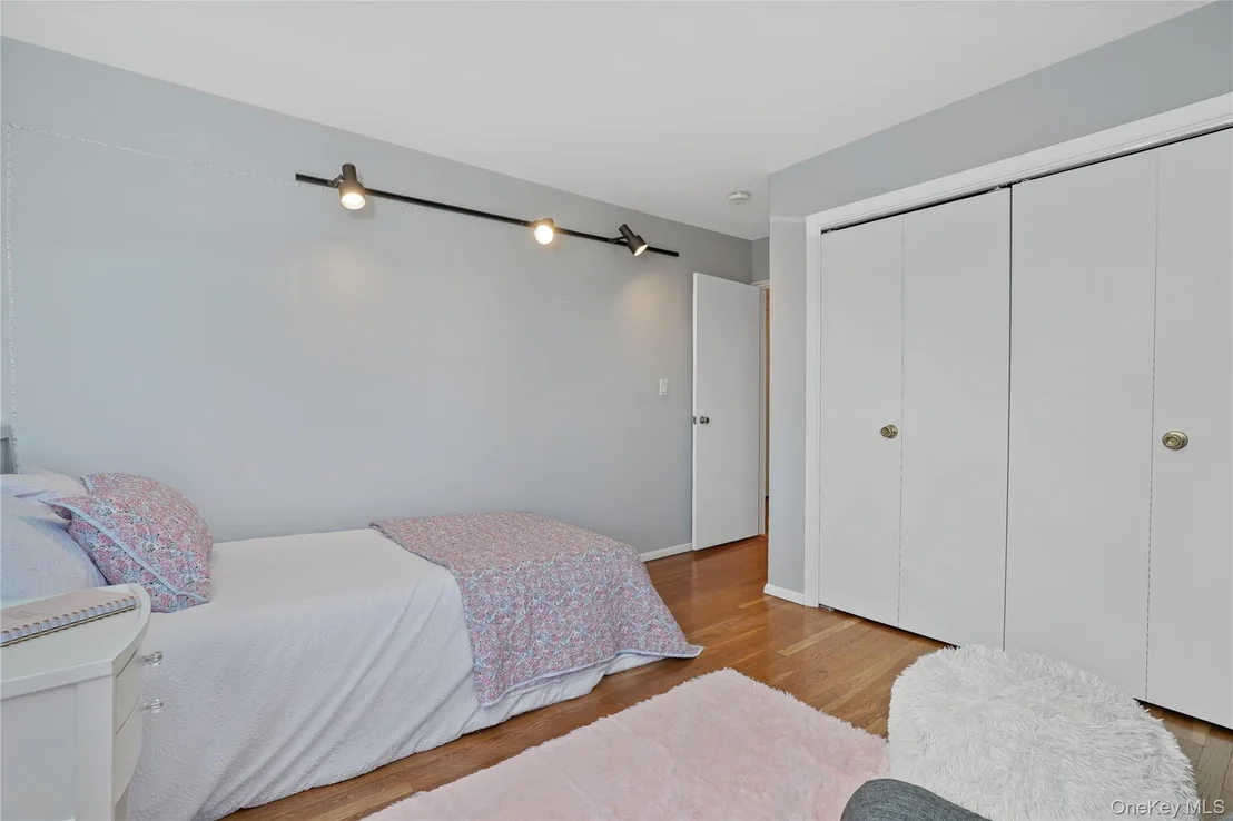 Photo of 11 Riverview Avenue