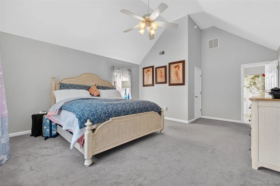Photo of 24 Coachlight Drive