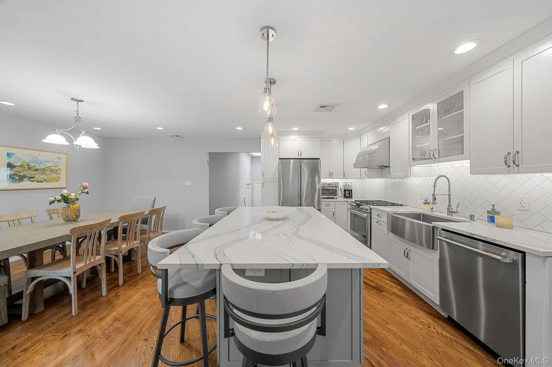 Photo of 1 Cortland Avenue