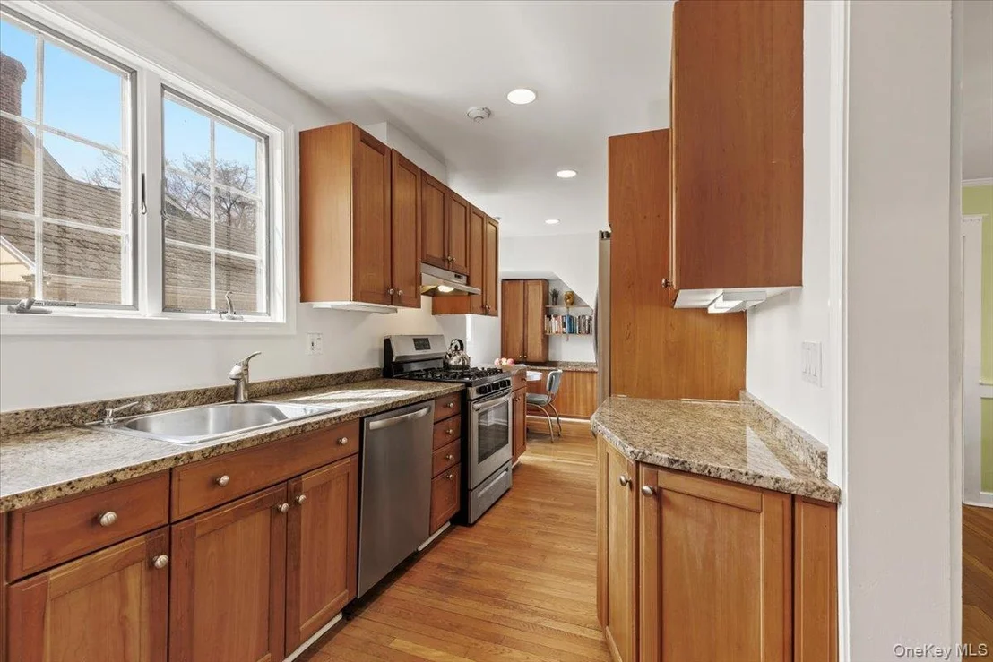 Photo of 6 Walbrooke Circle