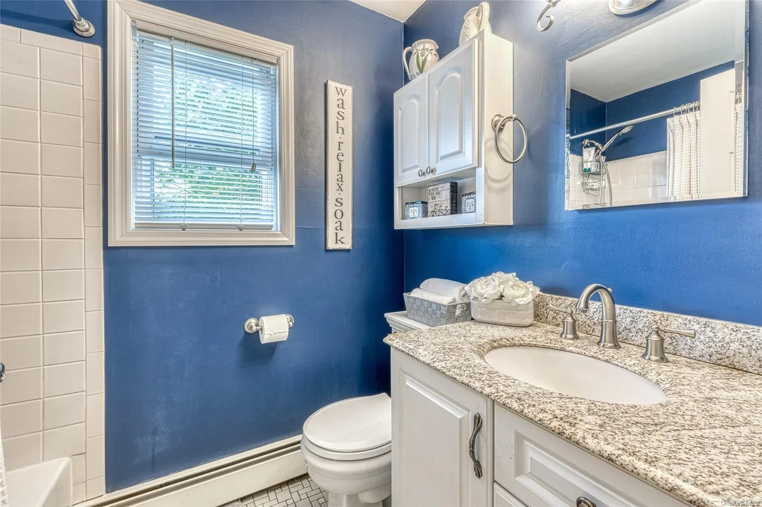 Photo of 2174 Hamilton Road