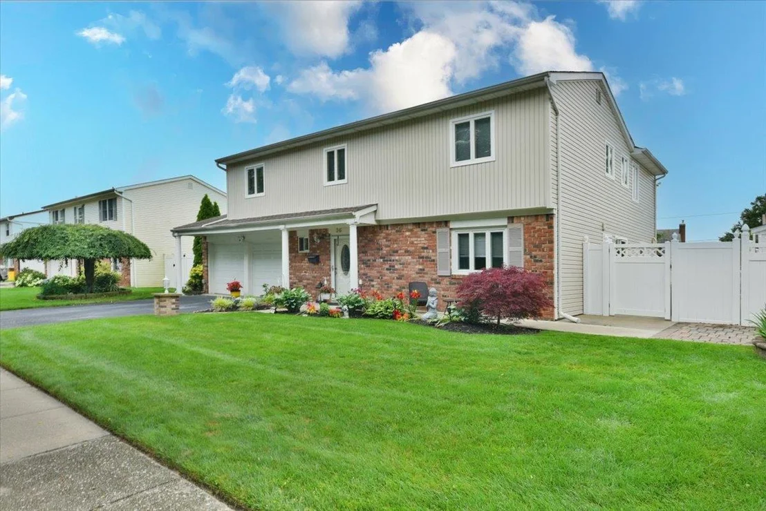Photo of 36 Shubert Lane