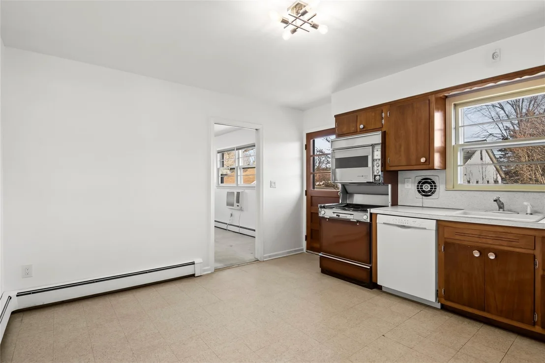 Photo of 603 Long Place