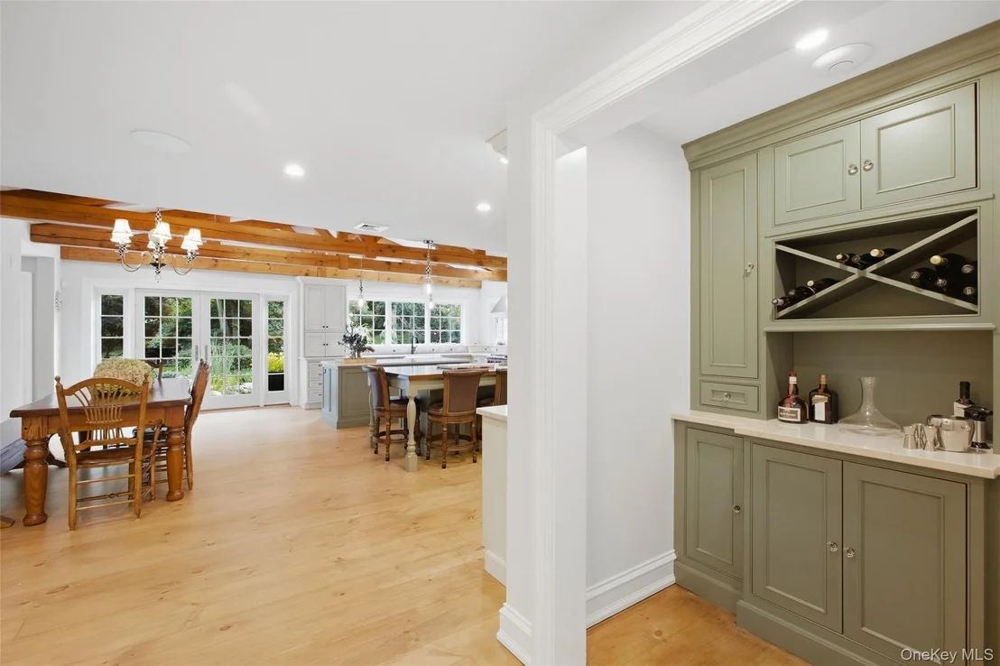 Photo of 1 Evans Lane