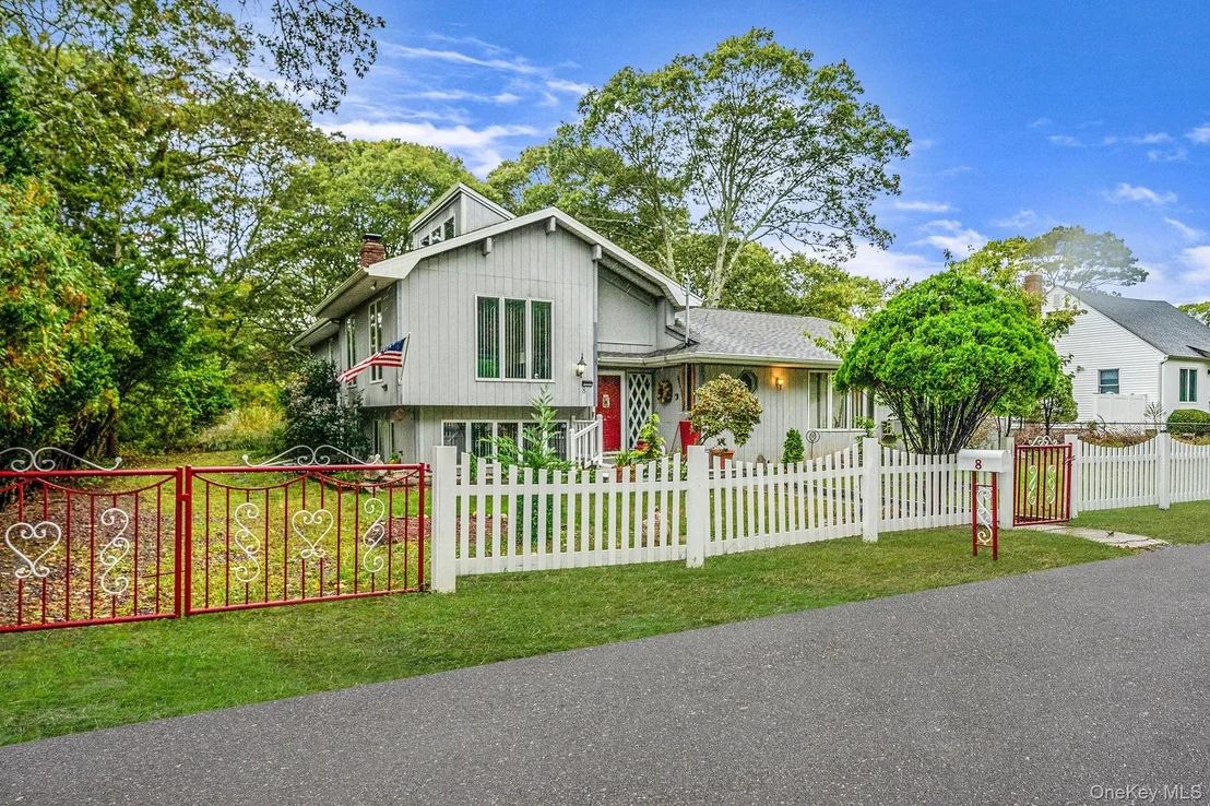 Photo of 8 Claremont Drive
