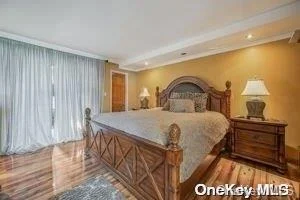 Photo of 320 Commack Road