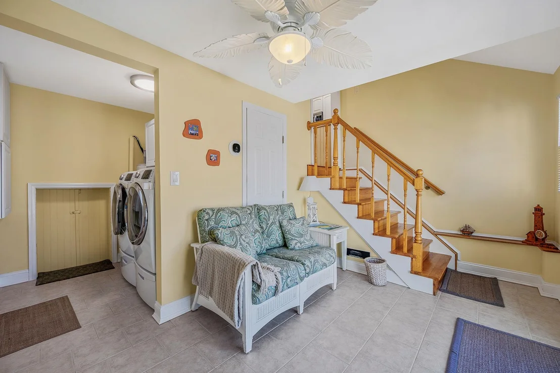 Photo of 320 East Drive