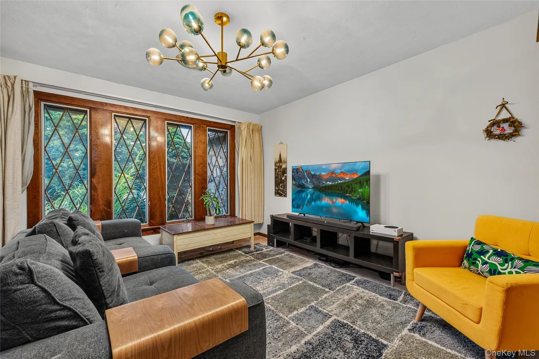 Photo of 14 Lisa Drive