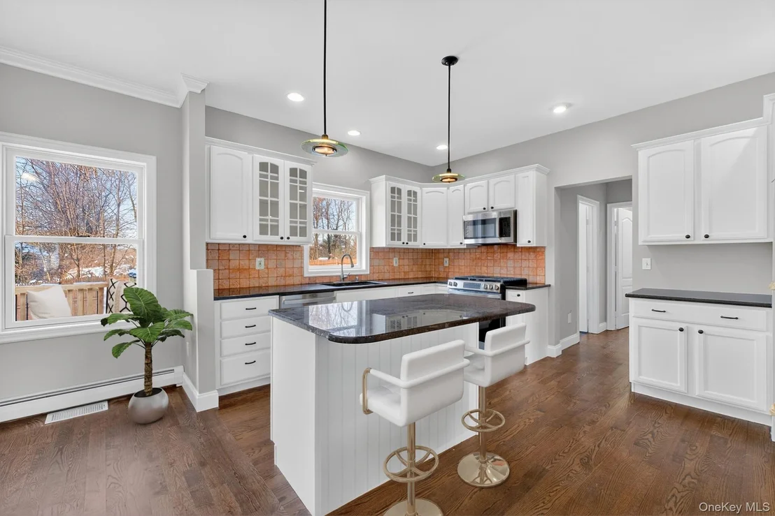 Photo of 27 King Drive
