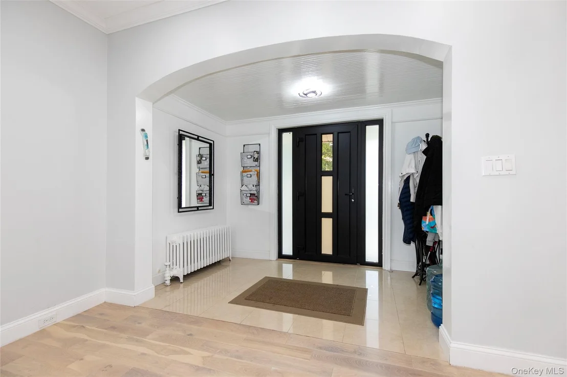 Photo of 367 Summit Avenue