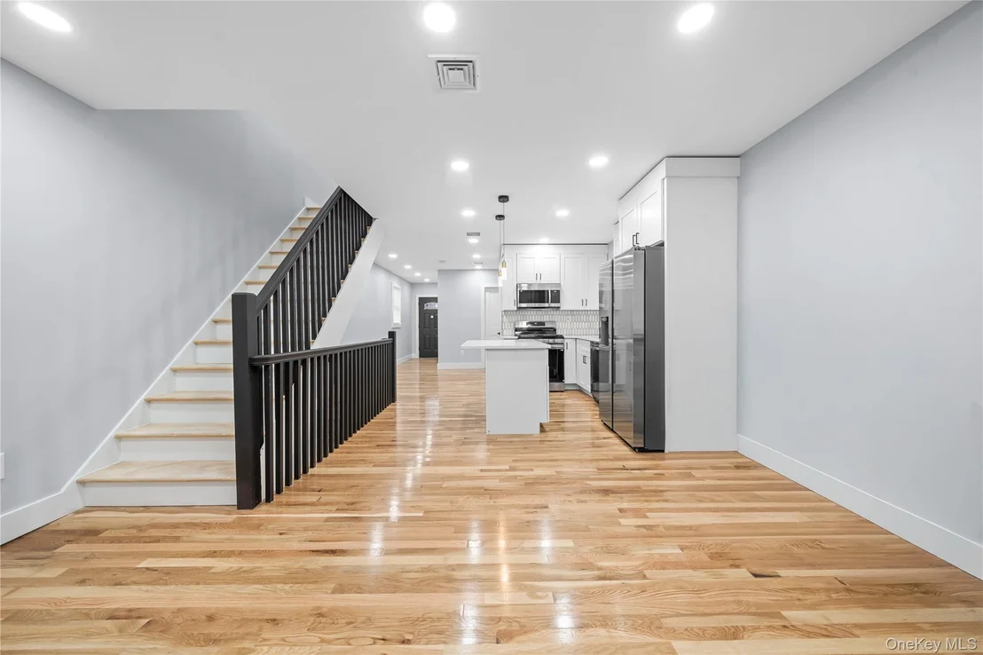 Photo of 16 Laurel Avenue