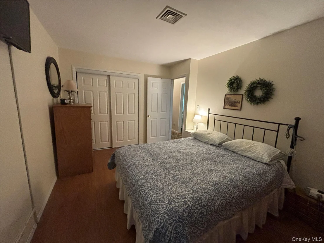 Photo of 72 Fanning Boulevard