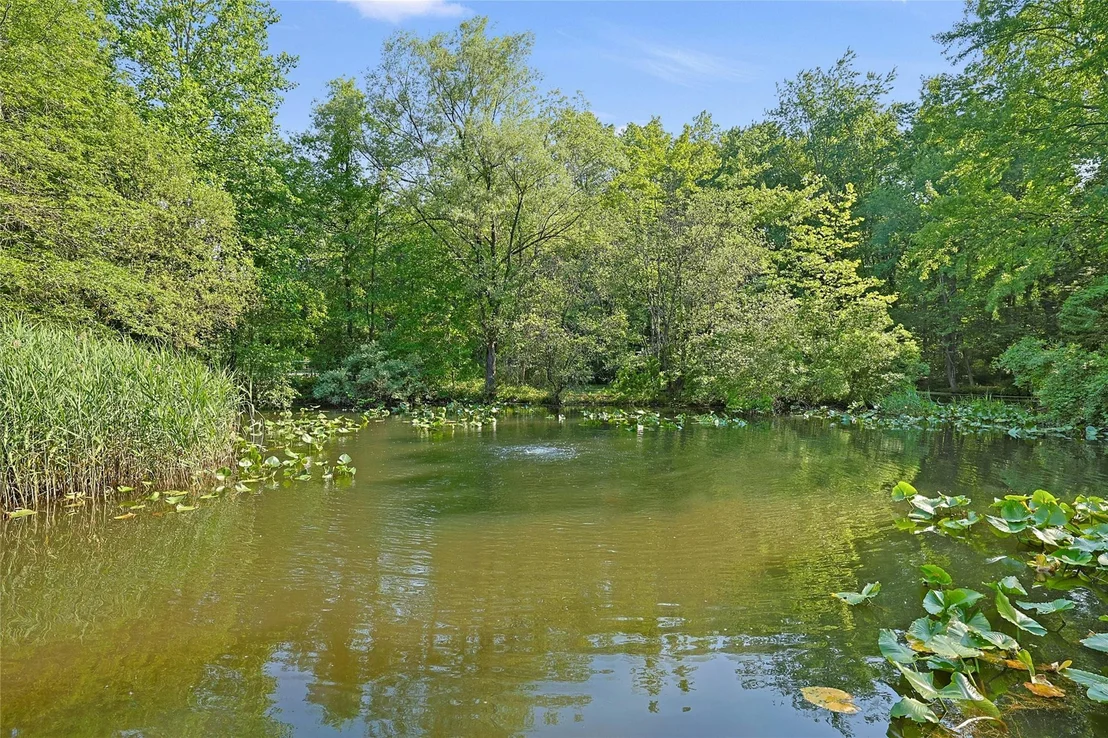 Photo of 9 Van Houten Fields