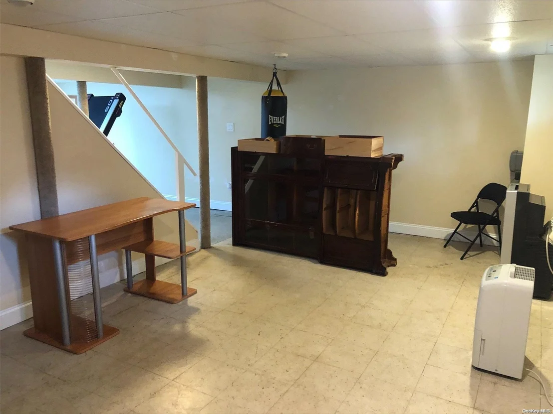 Photo of 52 W Woodside Avenue