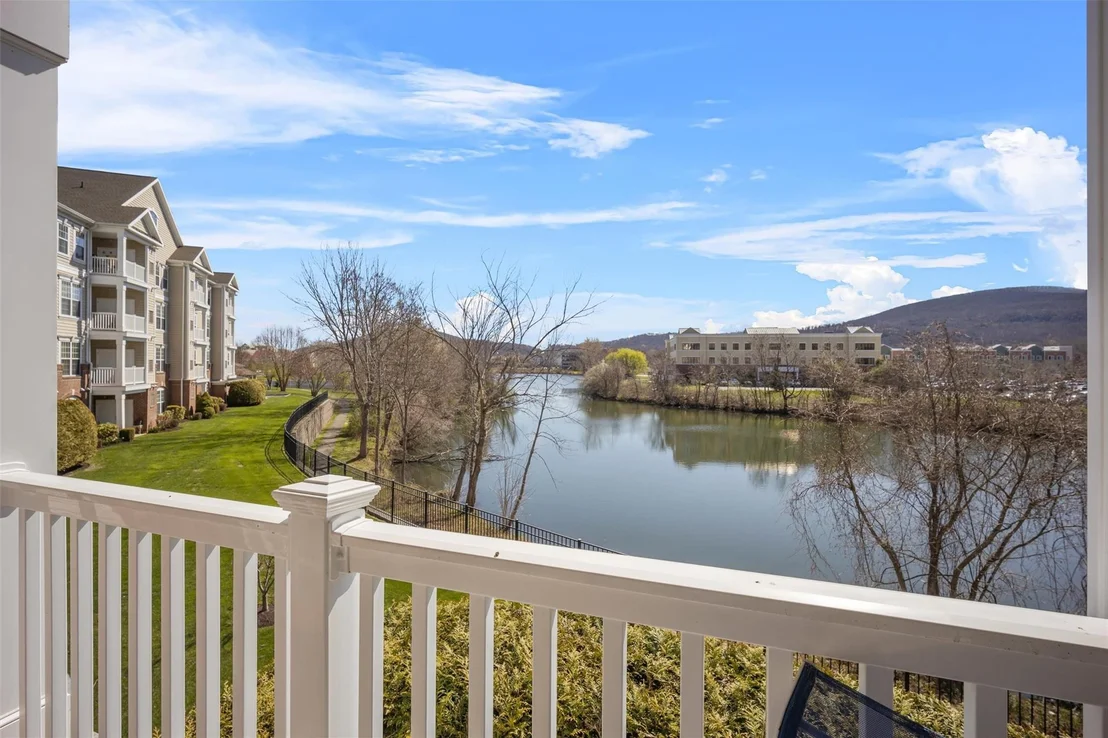 Photo of 521 Regency Drive