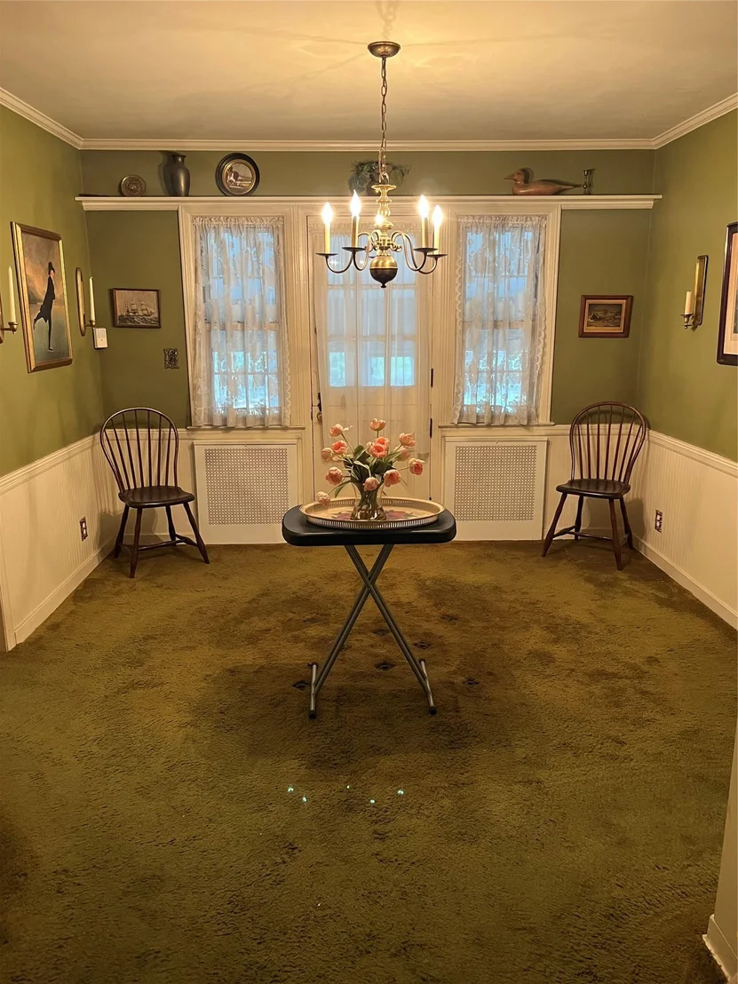 Photo of 1598 Benedict Place