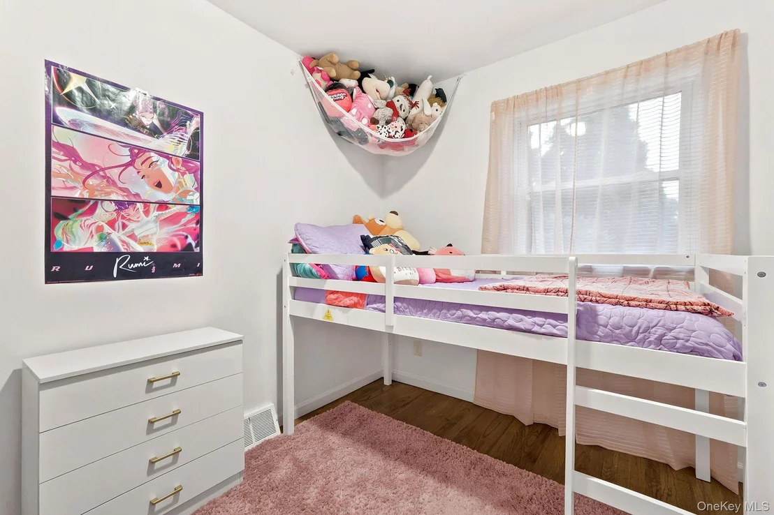 Photo of 47 Riverview Drive