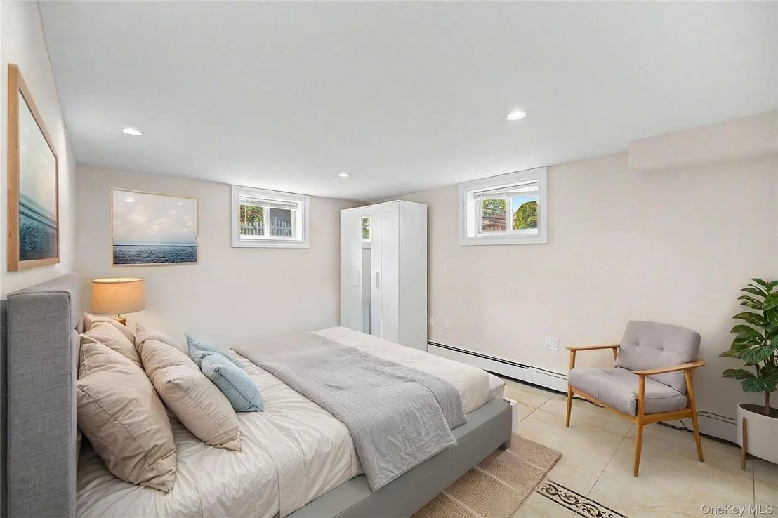 Photo of 31 Edgemere Drive