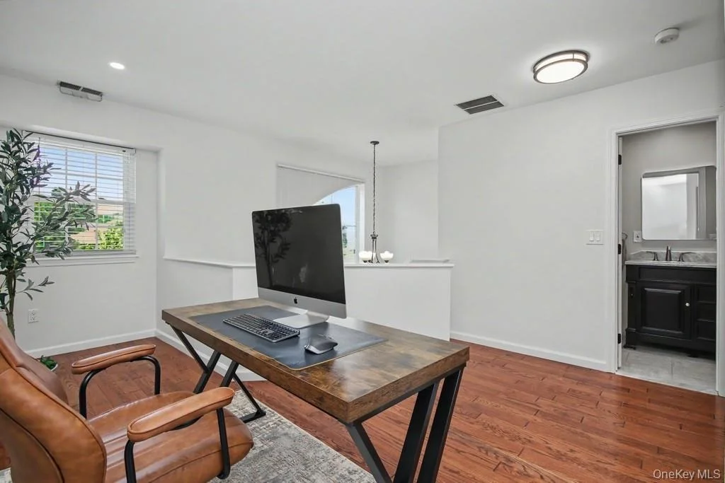 Photo of 101 Elmcrest Drive