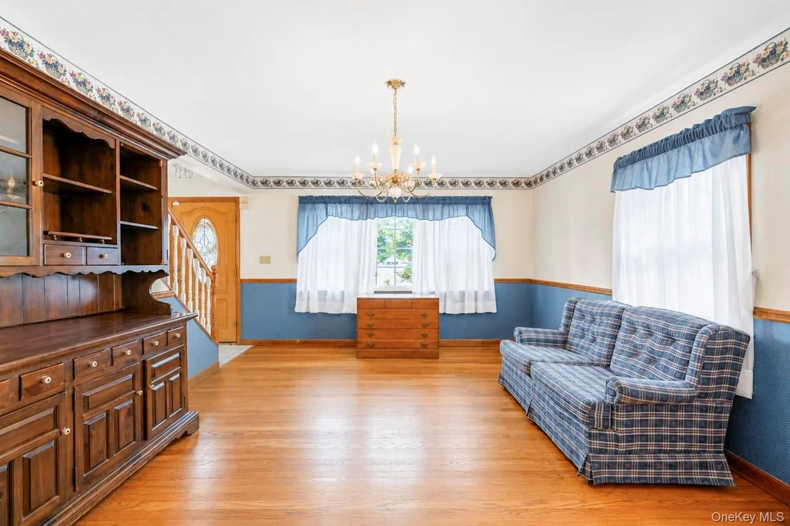Photo of 44 Maple Drive