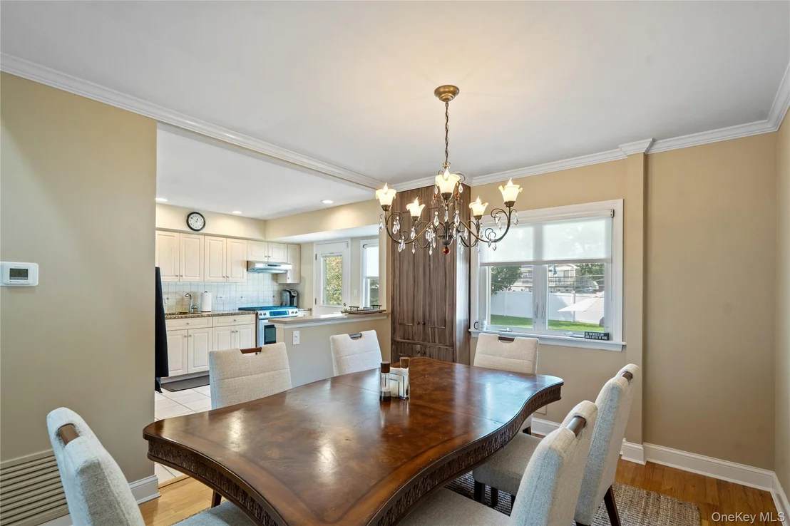 Photo of 46 Saratoga Drive