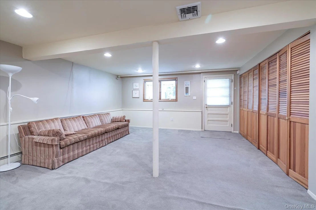 Photo of 33 Starks Place