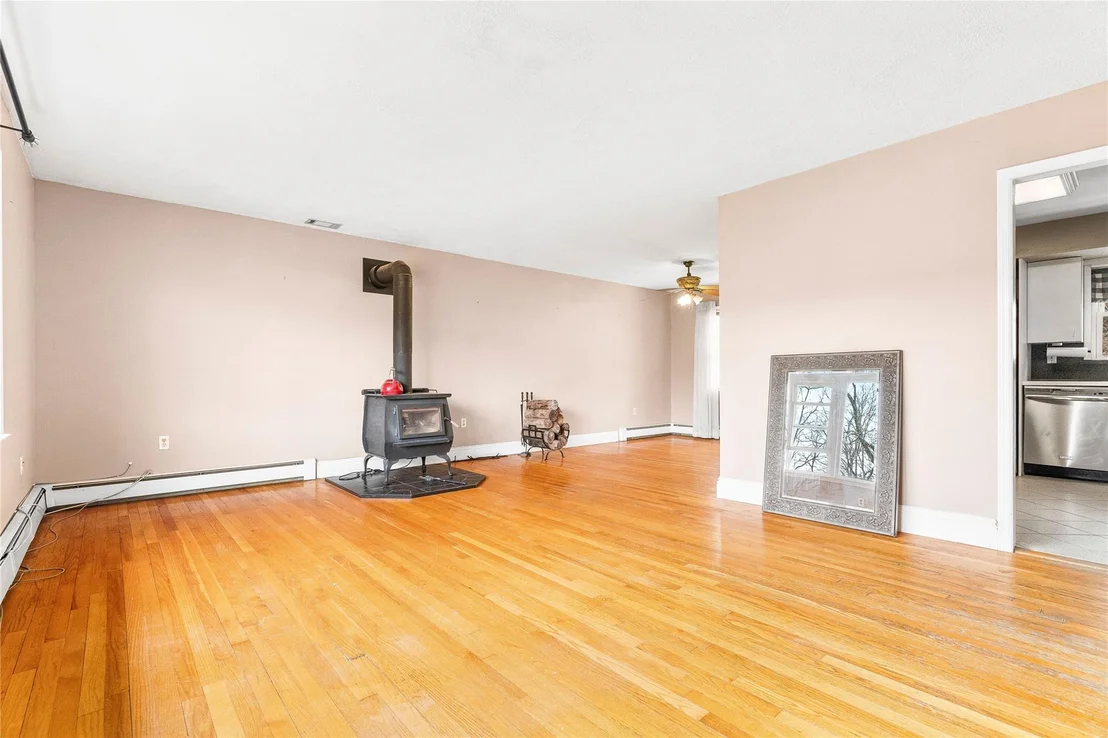 Photo of 37 Distillery Road