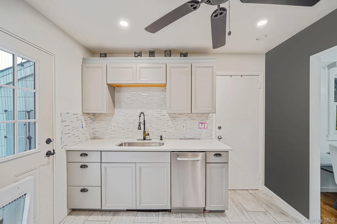 Photo of 307 Jefferson Drive