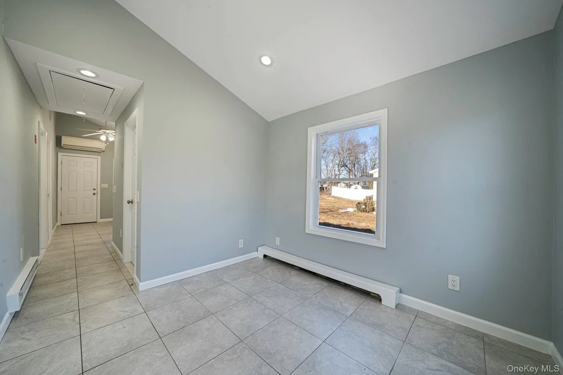 Photo of 42 Oak Drive