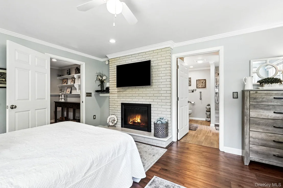 Photo of 69 Clove Brook Drive