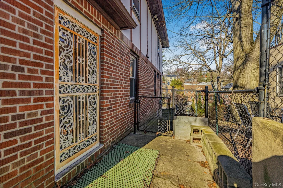 Photo of 150 Rumsey Road