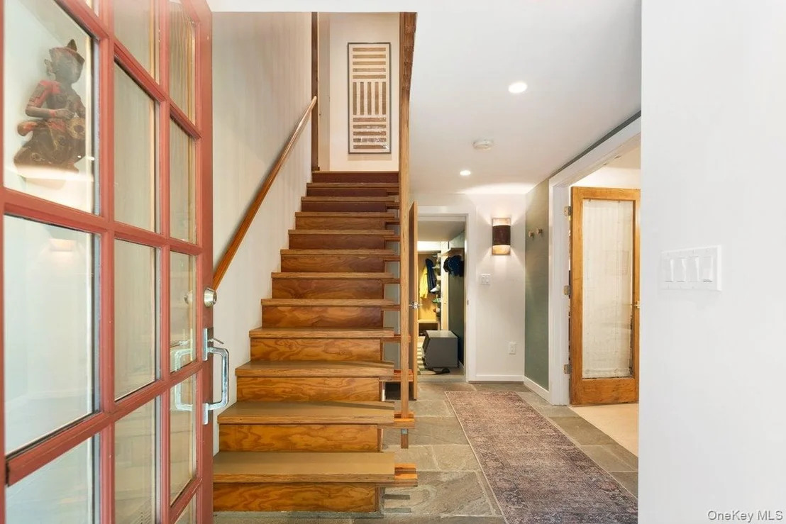 Photo of 1821 Spring Valley Road
