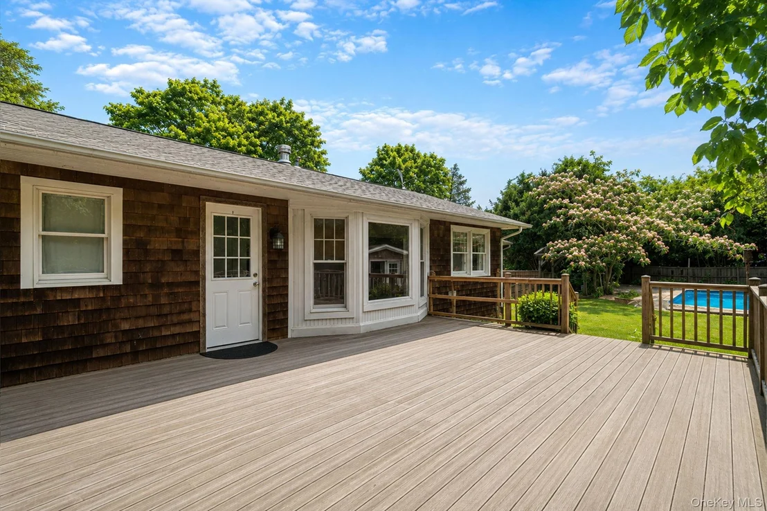 Photo of 20 Dolphin Way