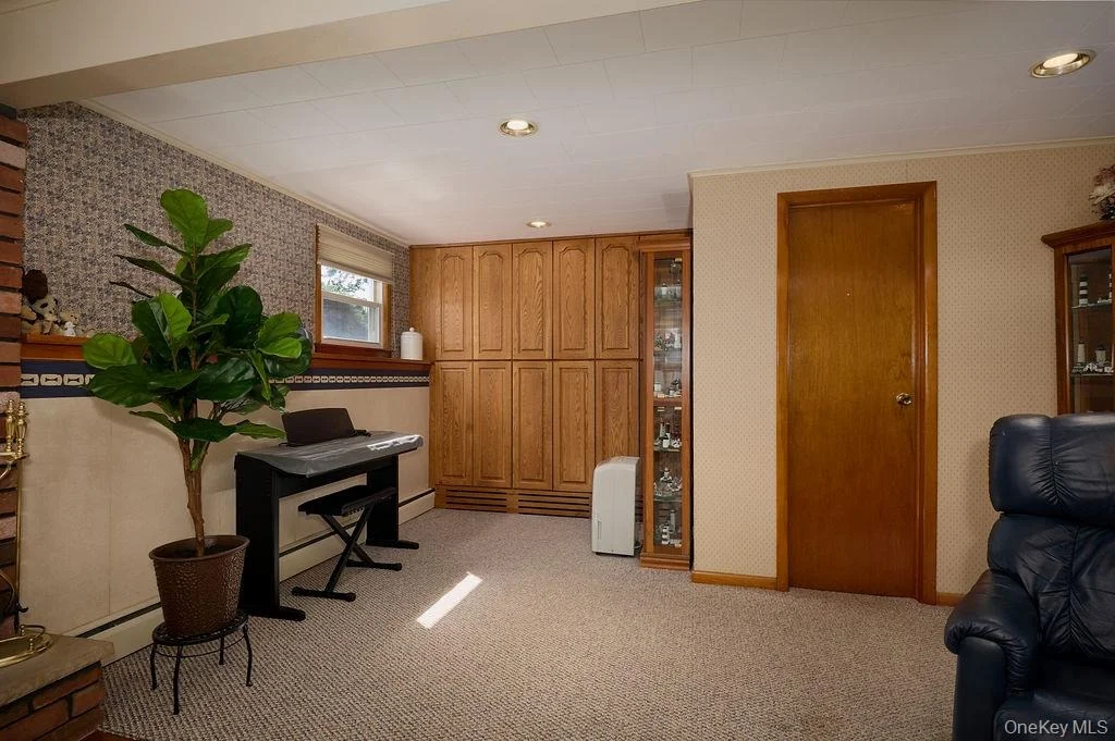 Photo of 8 Carroll Drive