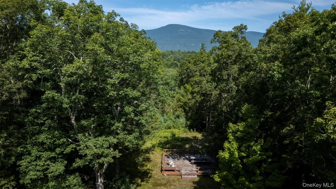 Photo of 327 Phillips Road