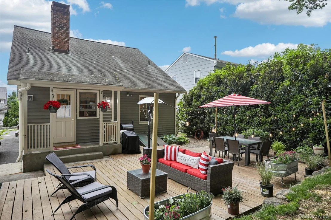 Photo of 75 Chestnut Avenue