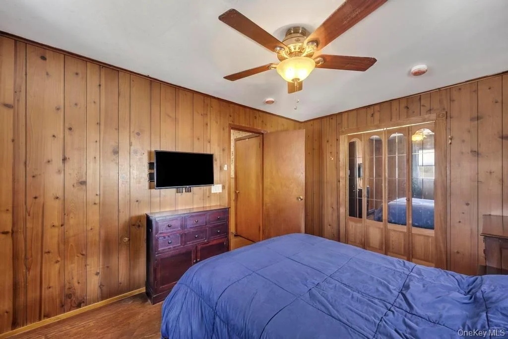Photo of 114 Monroe Drive